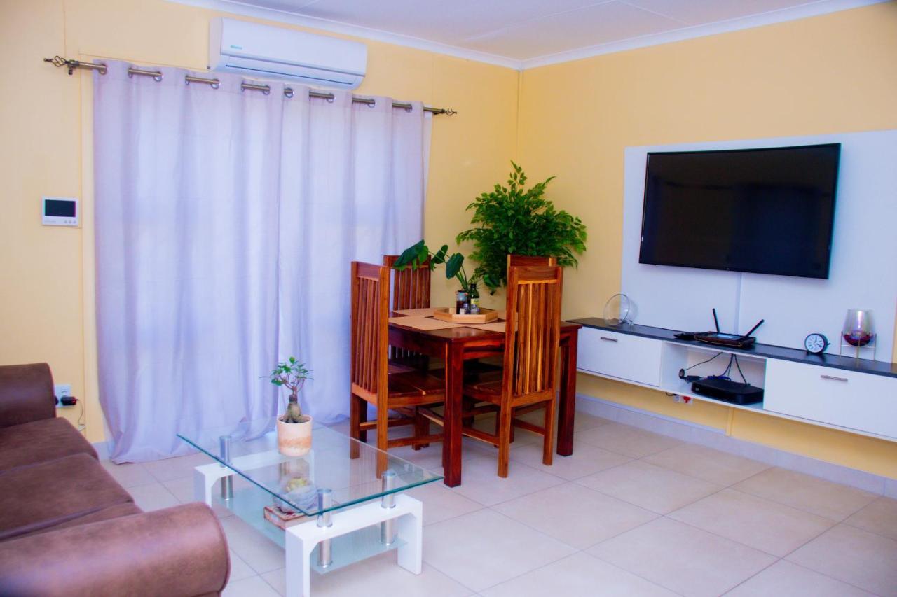 Home@Amalia'S Rundu Exterior foto