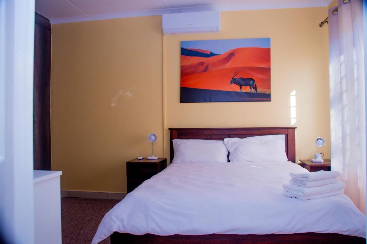 Home@Amalia'S Rundu Exterior foto